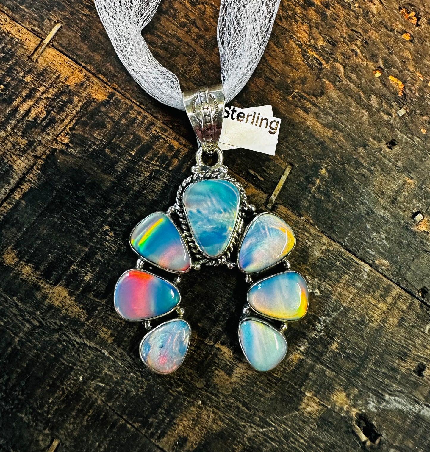 Aurora Opal Naja