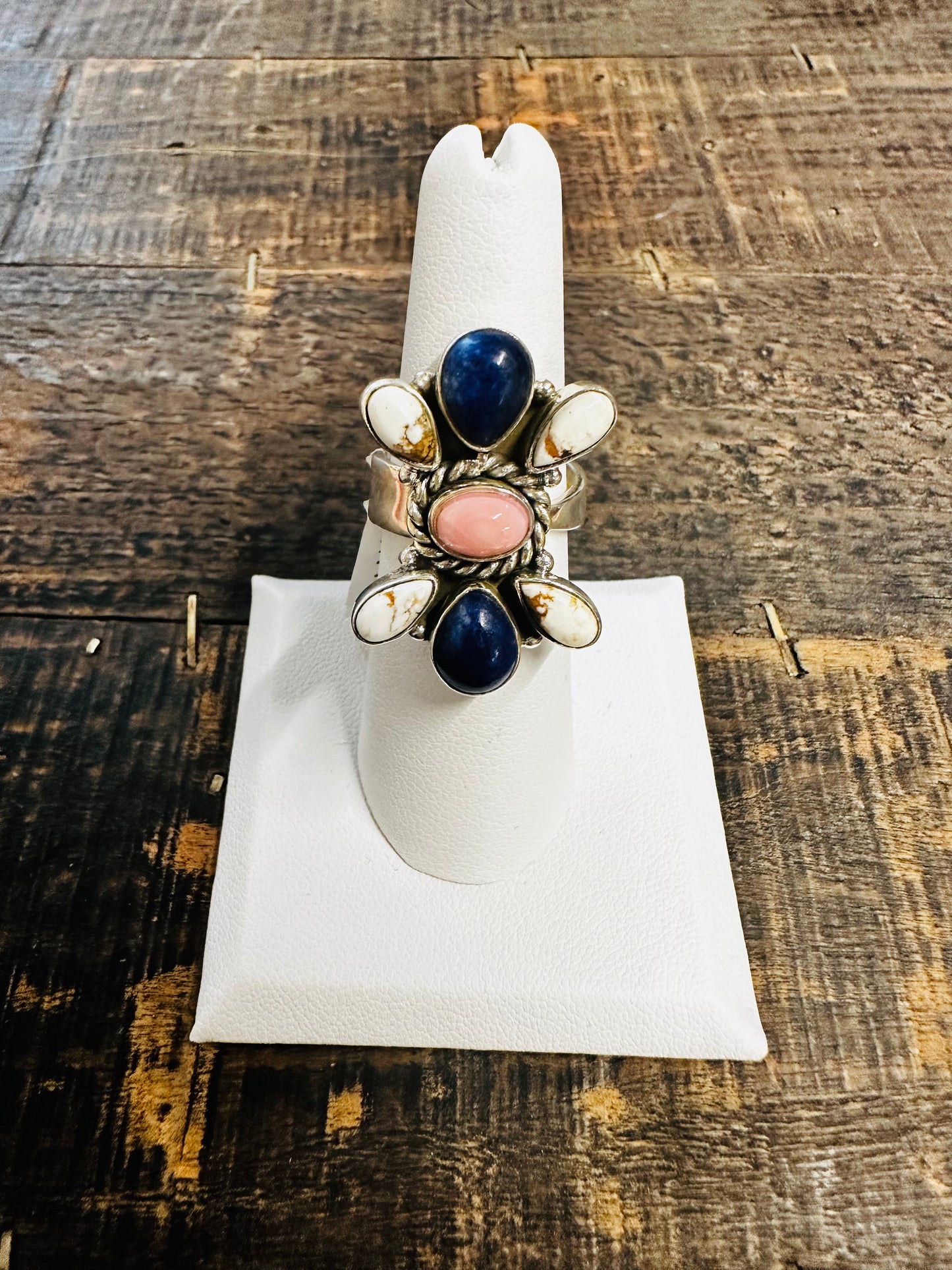 Pink Conch with Blue lapis & Wild horse Ring
