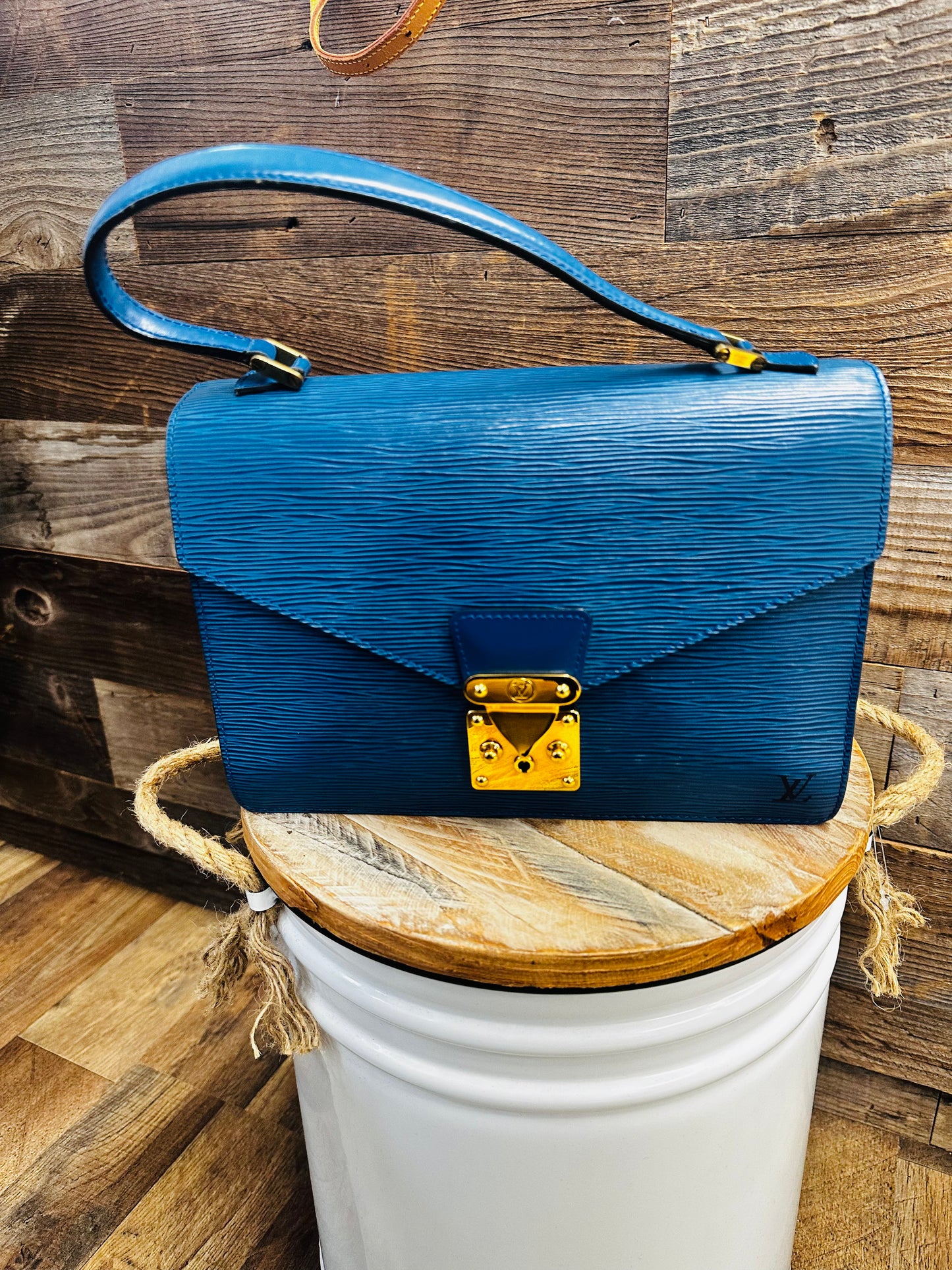 LV Blue Epi handbag